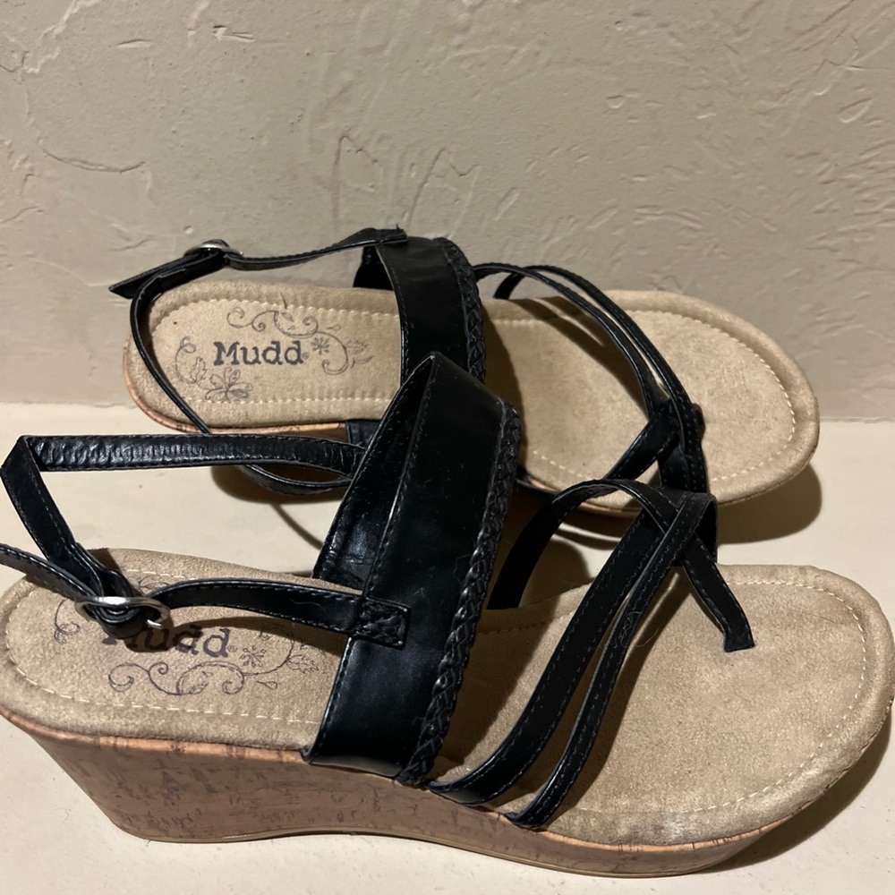 Vintage Y2K Mudd Wedge Black Strappy Ankle Buckle Sandals Women’s Size 9